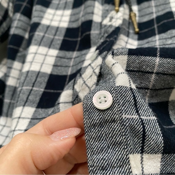 Western plaid flannel shirt w cabin cottage core resort country vibe - Picture 12 of 14